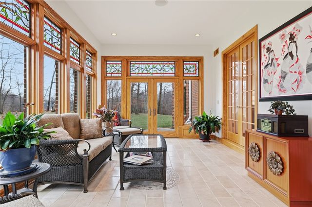 1653 Chapel Ridge, Adams Twp, PA 16046