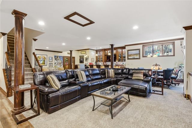 1653 Chapel Ridge, Adams Twp, PA 16046