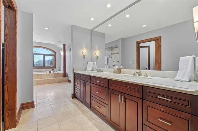 1653 Chapel Ridge, Adams Twp, PA 16046