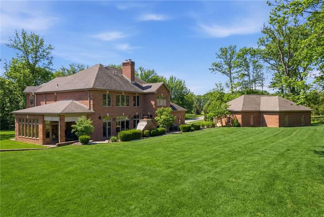 1653 Chapel Ridge, Adams Twp, PA 16046