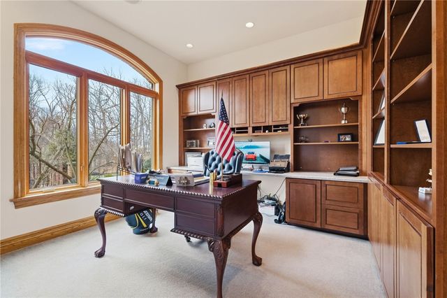 1653 Chapel Ridge, Adams Twp, PA 16046