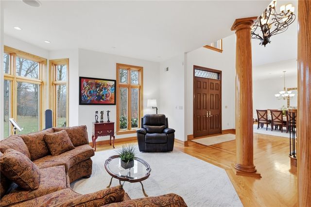 1653 Chapel Ridge, Adams Twp, PA 16046