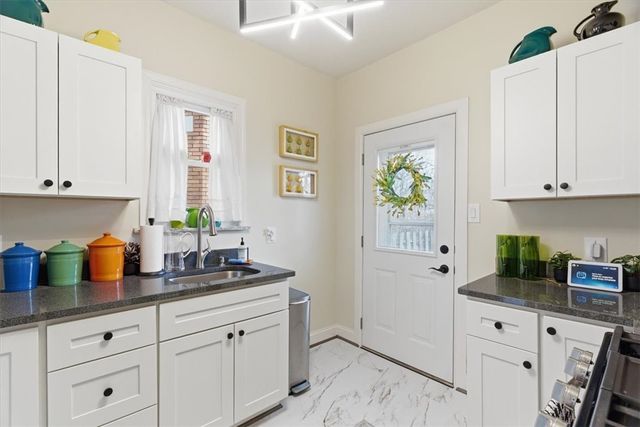 3518 Simen Ave, Brighton Heights, PA 15212