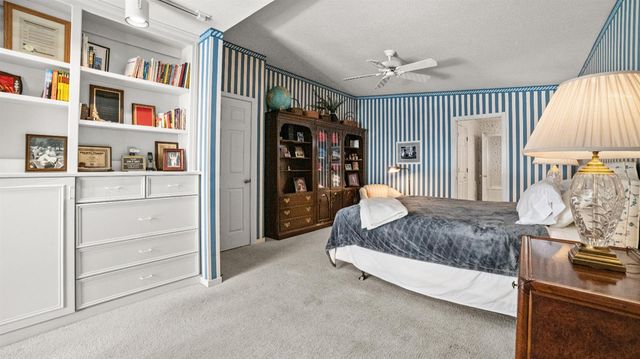 2479 MacArthur, Lodi, CA 95242