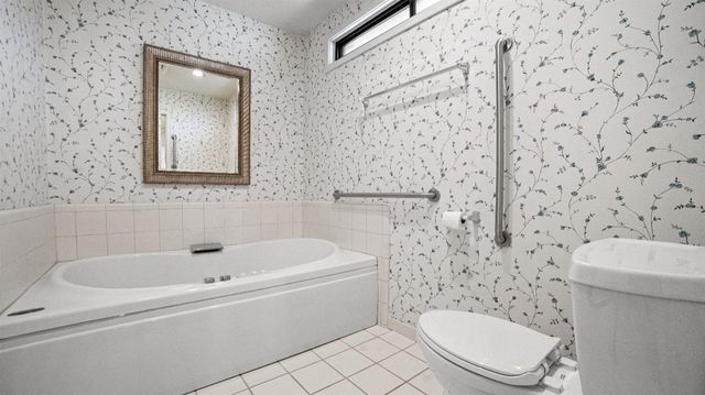 2479 MacArthur, Lodi, CA 95242