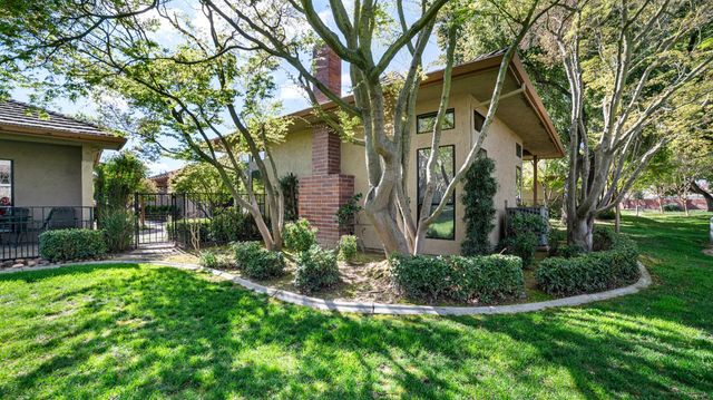 2479 MacArthur, Lodi, CA 95242