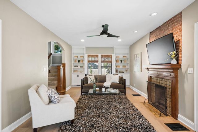 54 Winthrop Road, Columbus, OH 43214