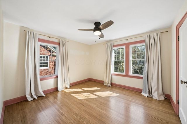 54 Winthrop Road, Columbus, OH 43214