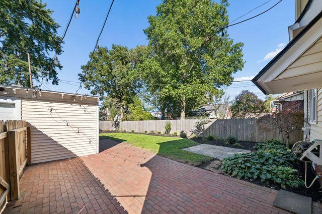 54 Winthrop Road, Columbus, OH 43214