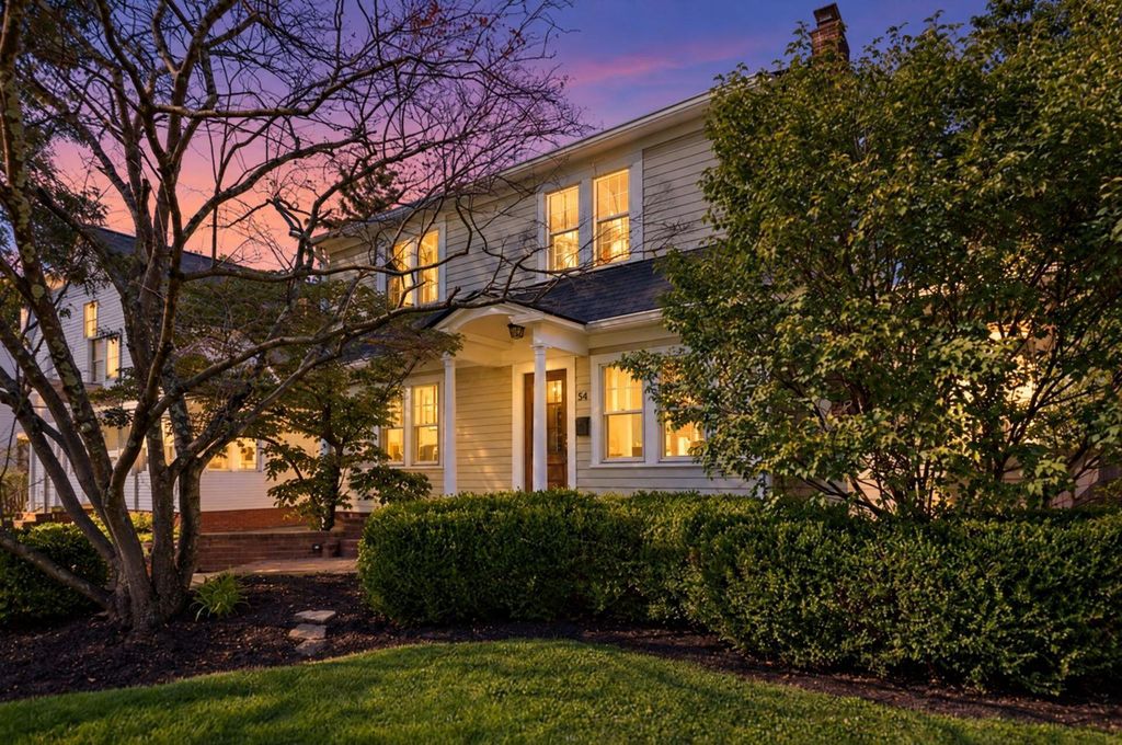 54 Winthrop Road, Columbus, OH 43214