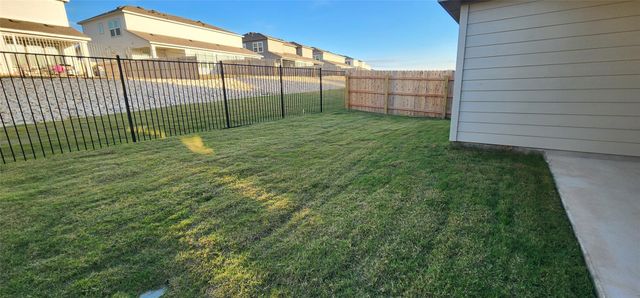 2304 Delano DR, Leander, TX 78641