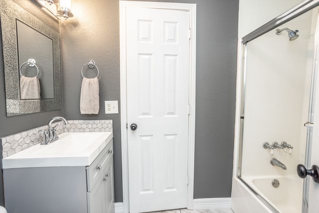 4823 County Road 211, Gainesville, TX 76240