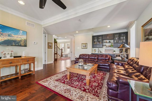 424 KATHERINE AVE, Baltimore, MD 21221