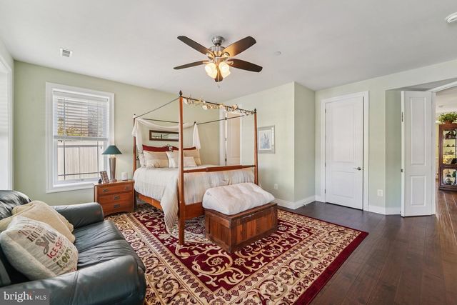 424 KATHERINE AVE, Baltimore, MD 21221