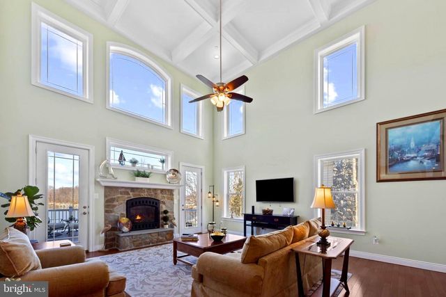 424 KATHERINE AVE, Baltimore, MD 21221