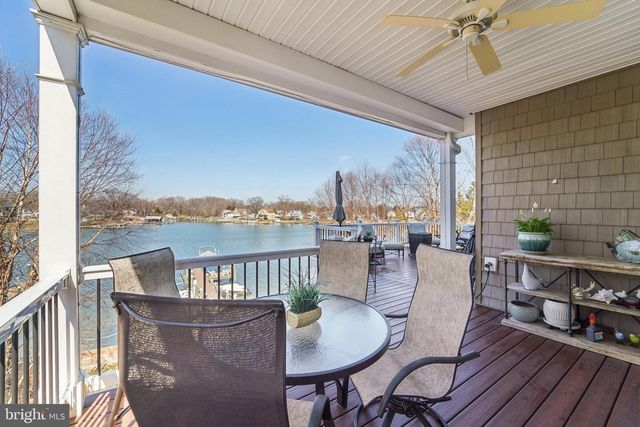 424 KATHERINE AVE, Baltimore, MD 21221