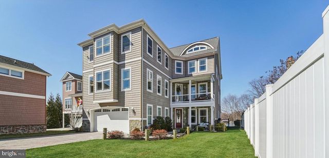 424 KATHERINE AVE, Baltimore, MD 21221