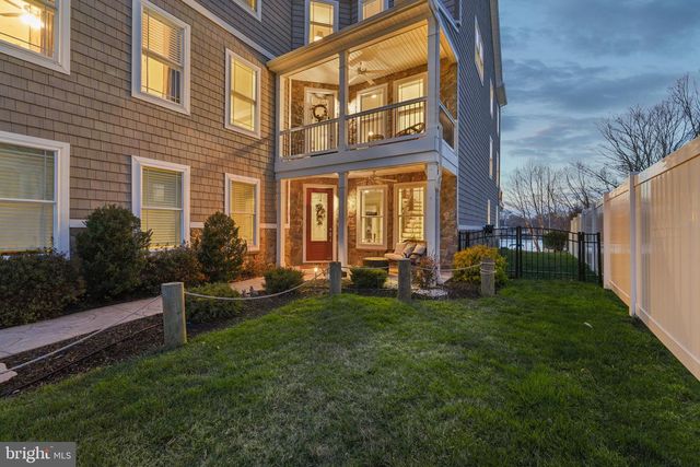 424 KATHERINE AVE, Baltimore, MD 21221