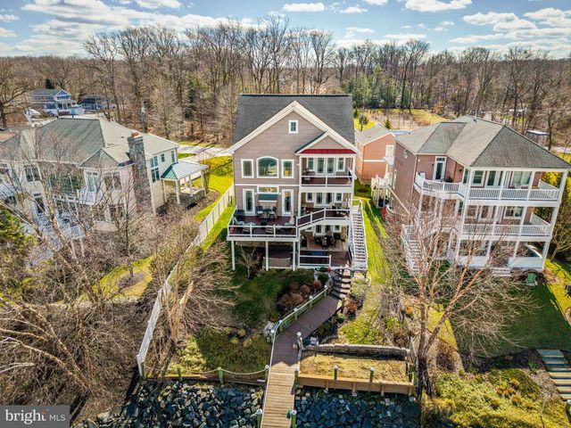 424 KATHERINE AVE, Baltimore, MD 21221