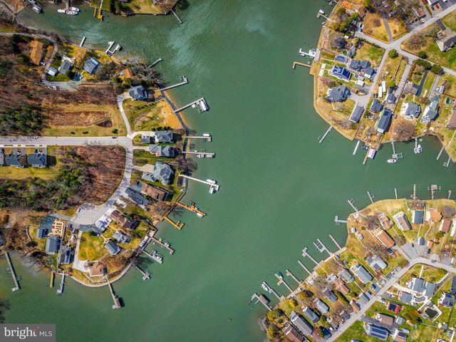 424 KATHERINE AVE, Baltimore, MD 21221