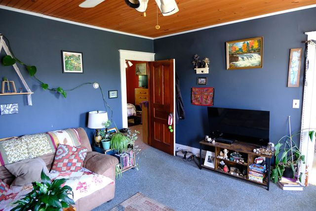 122 North Avenue, St. Johnsbury, VT 05819