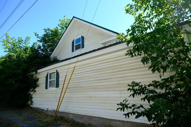 122 North Avenue, St. Johnsbury, VT 05819