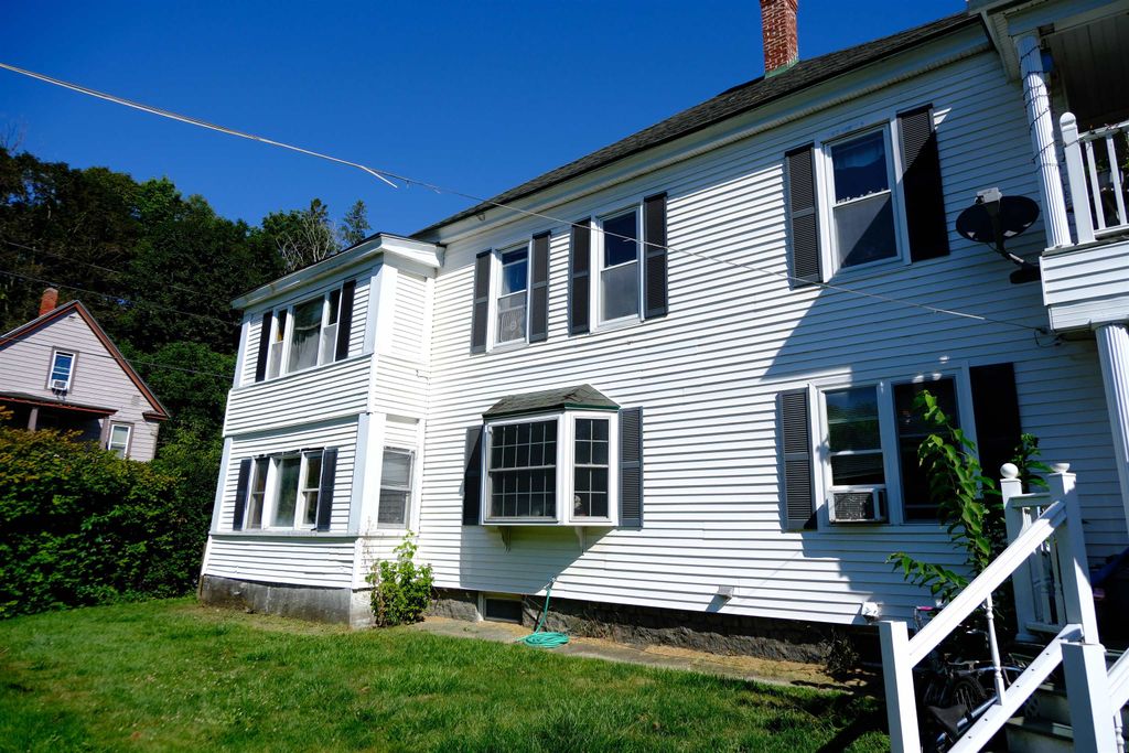 122 North Avenue, St. Johnsbury, VT 05819