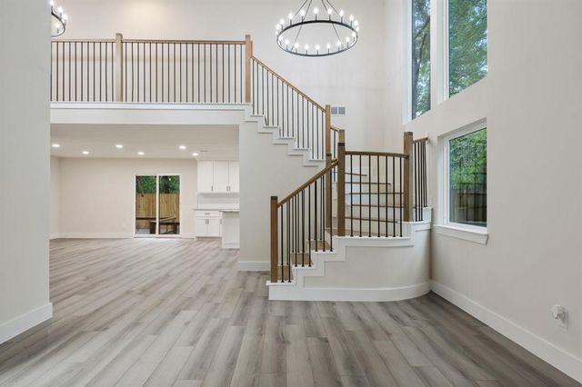 8 Dewthread Court, The Woodlands, TX 77380