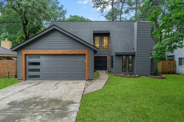 8 Dewthread Court, The Woodlands, TX 77380