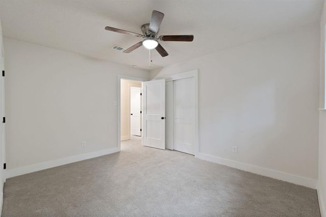 8 Dewthread Court, The Woodlands, TX 77380