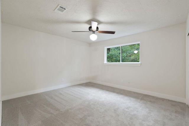 8 Dewthread Court, The Woodlands, TX 77380