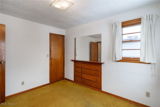 401 Louisiana Avenue, Elyria, OH 44035