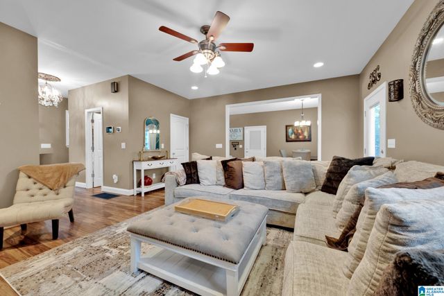 71 DANIELLE LANE, Hayden, AL 35079