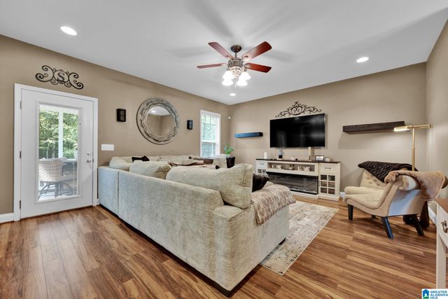 71 DANIELLE LANE, Hayden, AL 35079