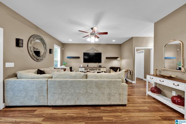 71 DANIELLE LANE, Hayden, AL 35079