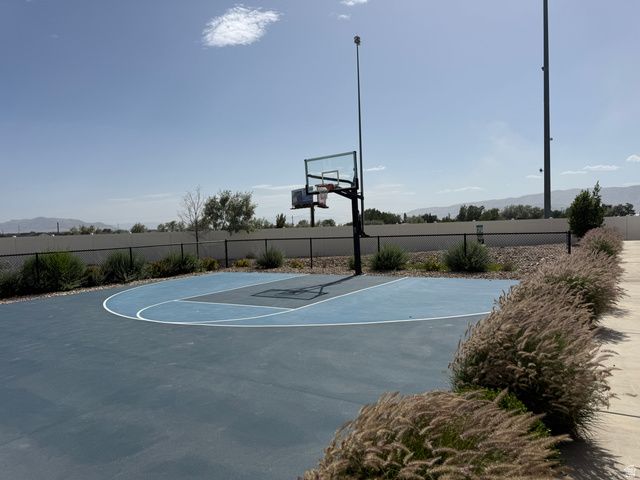 1700 S SANDHILL, Orem, UT 84058