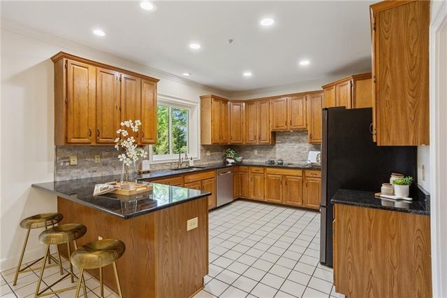 321 Covered Bridge Place SW, Smyrna, GA 30082