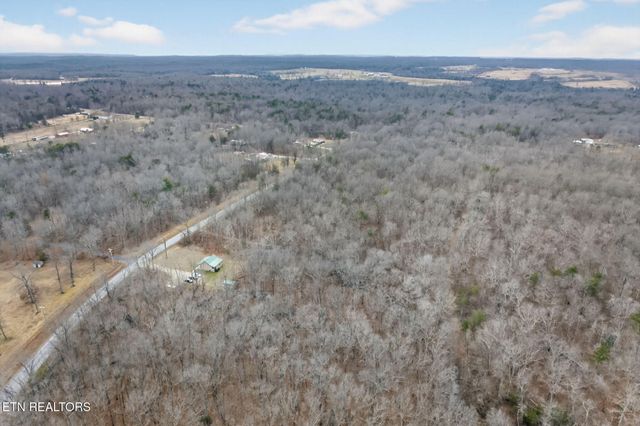 4066 Cumberland Lakes Drive, Monterey, TN 38574