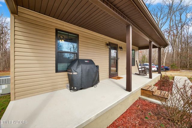 4066 Cumberland Lakes Drive, Monterey, TN 38574