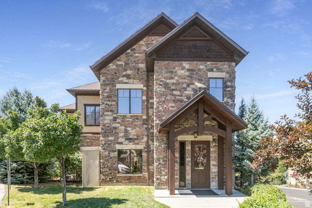 155 W CANYON CREST RD, Alpine, UT 84004 — exterior