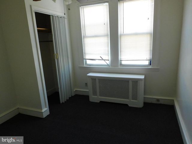 573 E CARVER ST, Philadelphia, PA 19120