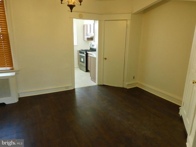 573 E CARVER ST, Philadelphia, PA 19120