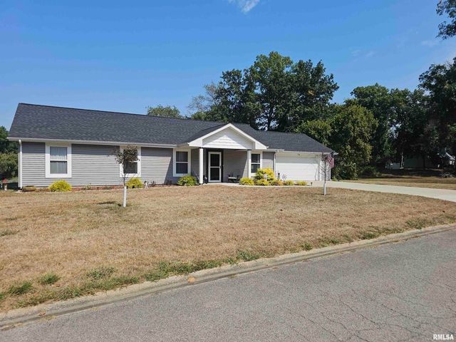 6 BROOKHAVEN Drive, Mt Vernon, IL 62864