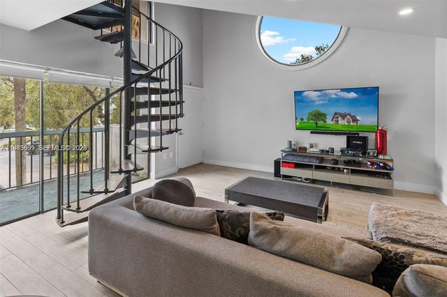 8331 SW 157th Ave 409, Miami, FL 33193