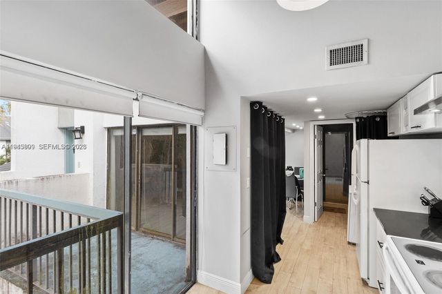 8331 SW 157th Ave 409, Miami, FL 33193