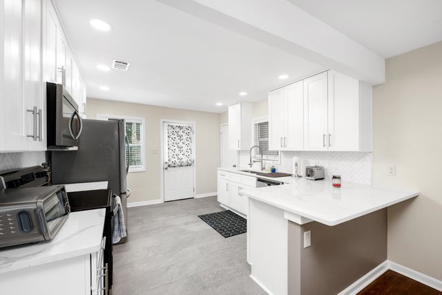 1591 WHITEWATER RD, Memphis, TN 38117