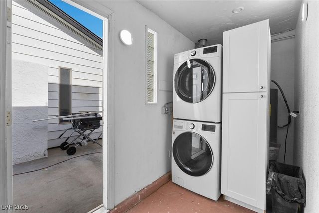 2254 Red Rock Street, Las Vegas, NV 89146