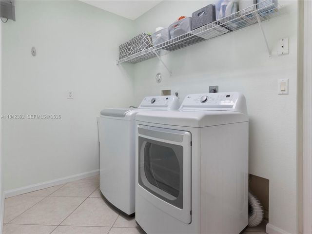 2549 Egret Lake Drive, Greenacres, FL 33413