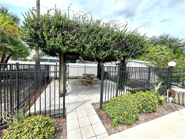 2705 CHATHAM CIRCLE, Kissimmee, FL 34746
