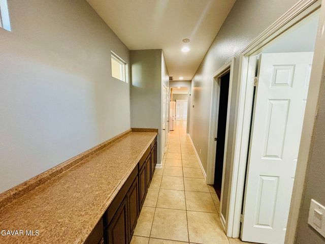 44639 W 31st Street, Lancaster, CA 93536
